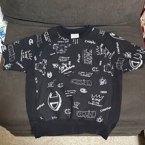 Champion Black and White Graphic Men's Crewneck Sweater